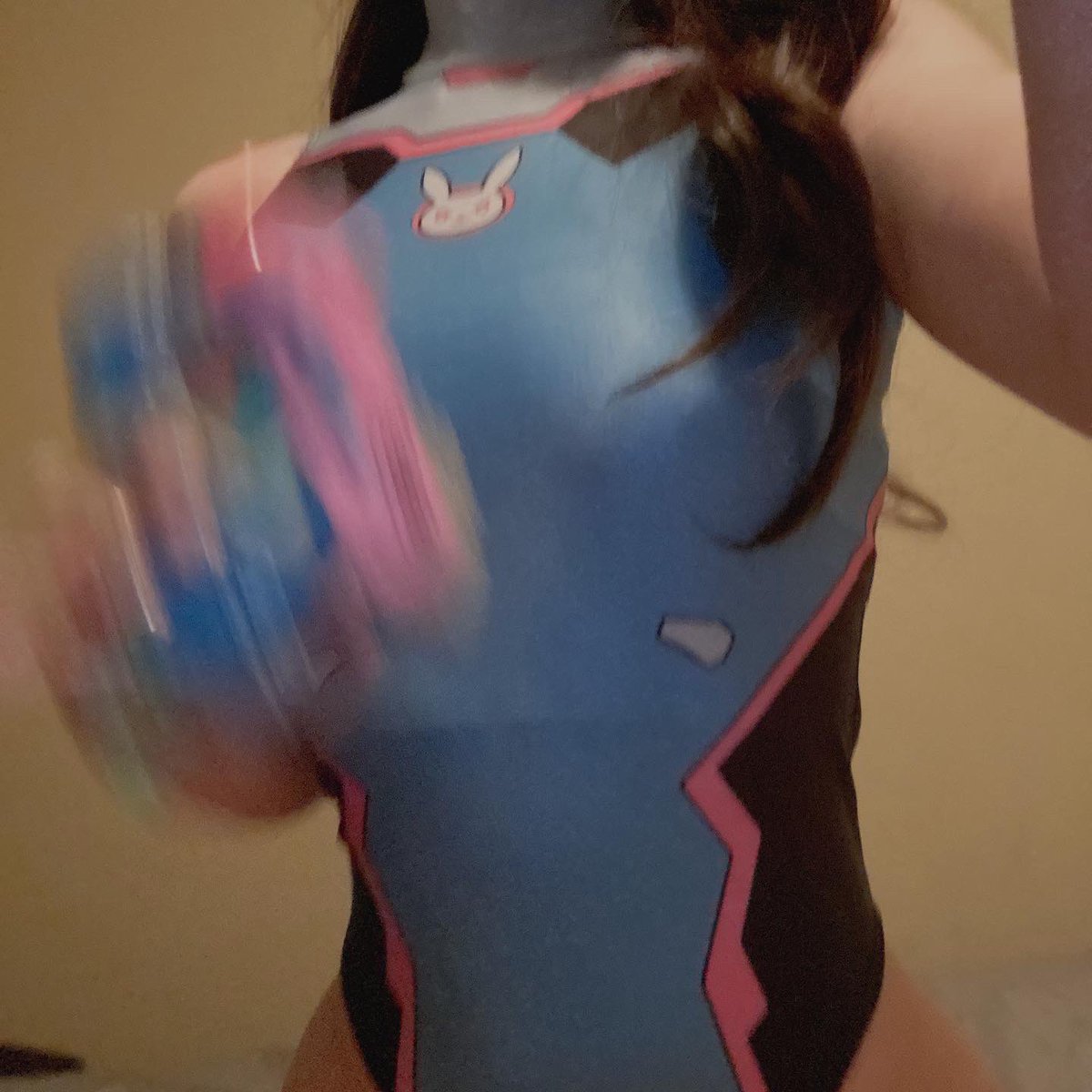 littleprettydoe's tweet photo. 🐇*·˚ ༘♡ #dva #dvacosplay ⋆*✩◡̈⃝*💘 https://t.co/Q8GEgsp2YP