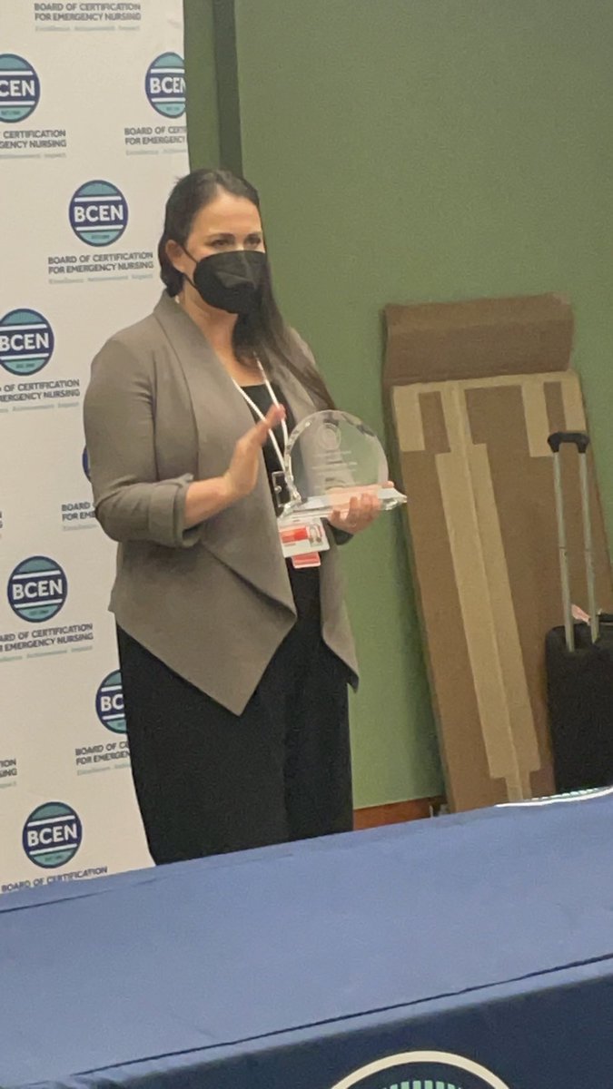 Congratulations to MSCH’s Jessica Evins, BSN,RN,CPEN as the Distinguished CPEN Award Recipient by BCEN. #soproud ⁦@nyphospital⁩ ⁦@Vepuka_NYP⁩
