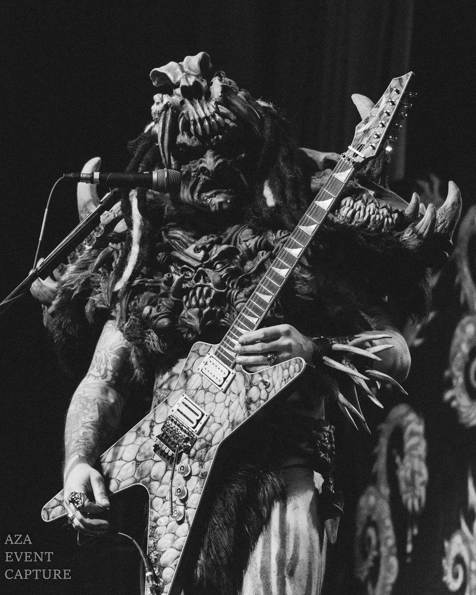 C_Chaos_Mag's tweet photo. Pustulus Maximus of GWAR for Black and White Wednesday
#blackandwhitewednesday #gwar #pustulusmaximus @pustulus @gwar https://t.co/zDVazY76I7