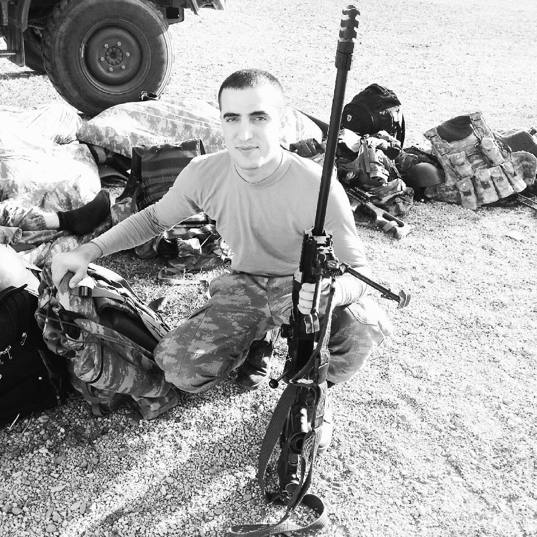 Şehit Medet MAT 🇹🇷

02.08.2015 tarihinde Ağrı'nın Doğubayazıt İlçesi’ne bağlı Karabulak Jandarma Karakolu’na PKK’lı teröristler tarafından düzenlenen saldırıda şehit olmuştur.
Aziz ruhu şad olsun.