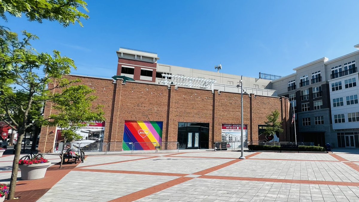 Join us on the Plaza on Thursday at 4pm for exciting news about the big restaurant space on the Plaza!