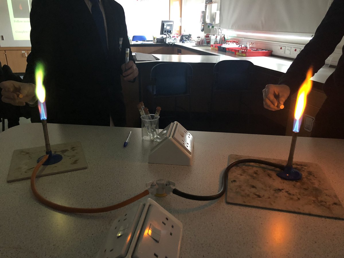 Some truly satisfying colours during flame testing with our new AH chemists! 🤩