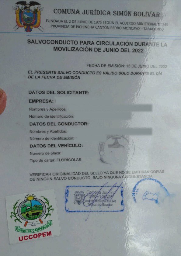 ExpofloresEc's tweet photo. 🛑Es INAUDITO, nos están exigiendo que paguemos por salvoconductos para poder sacar nuestros productos. Pese a que ya lo dijimos lo siguen haciendo, esto se llama EXTORSIÓN. NO podemos trabajar así.@amartinezec @PoliciaEcuador @MinGobiernoEc @anniecanizares https://t.co/7KsYtvsk9l