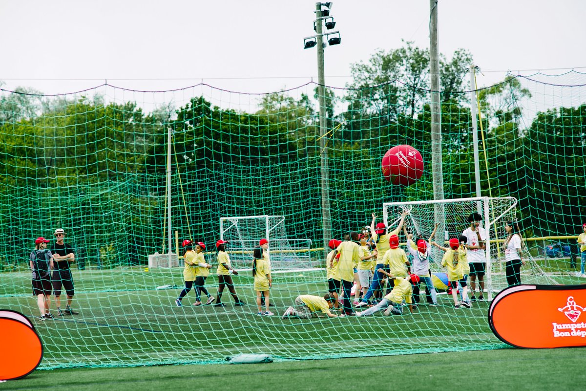 PascaleStOnge_'s tweet photo. We want to increase participation in sport in our communities! Today’s announcement will remove barriers preventing underrepresented groups from participating in sports fully. 
More info about @KidSport  and @CTJumpstart: https://t.co/2mmdiUlpN2 https://t.co/pHthINlaS6