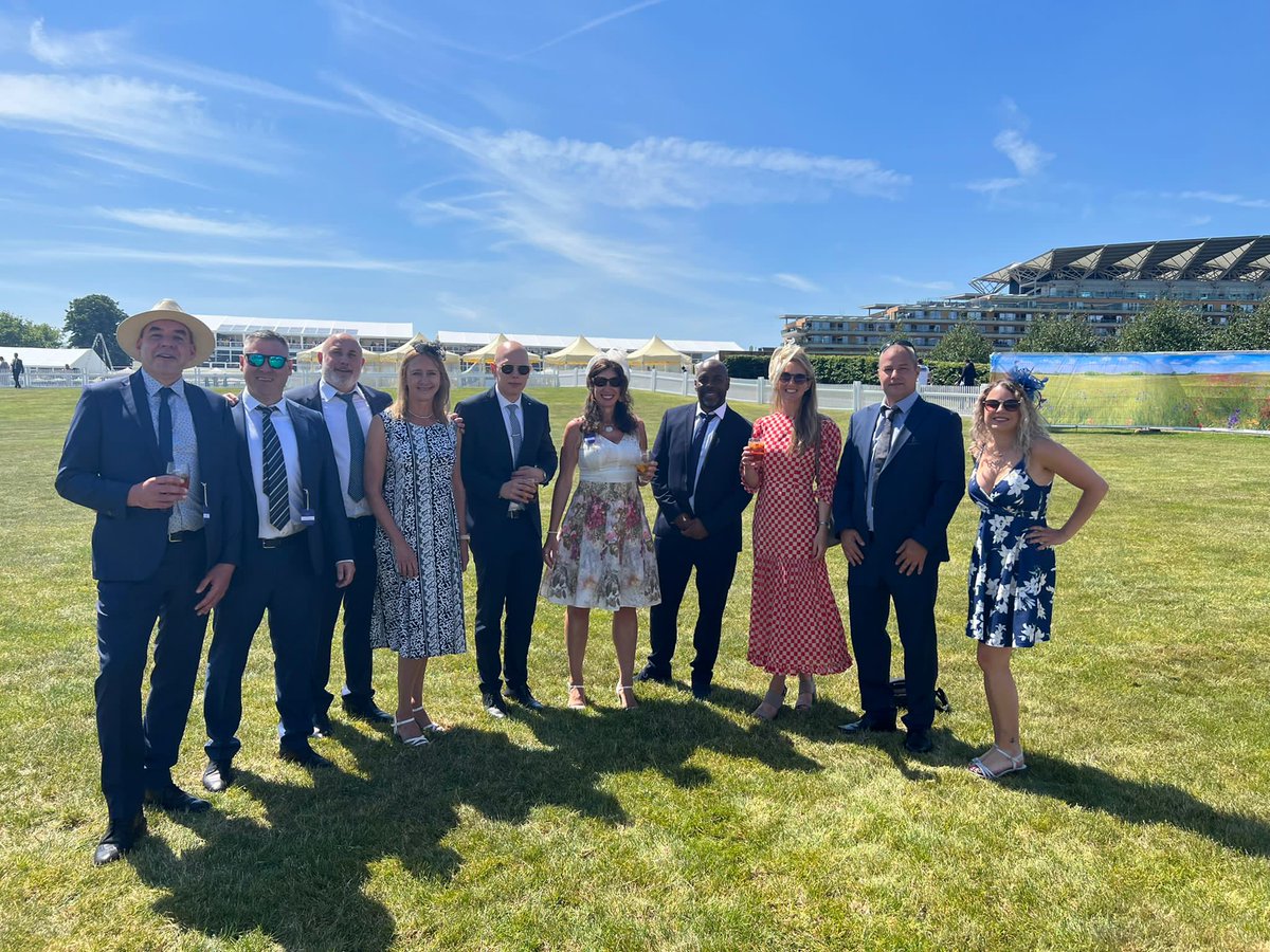 Debbie Staveley tweet media