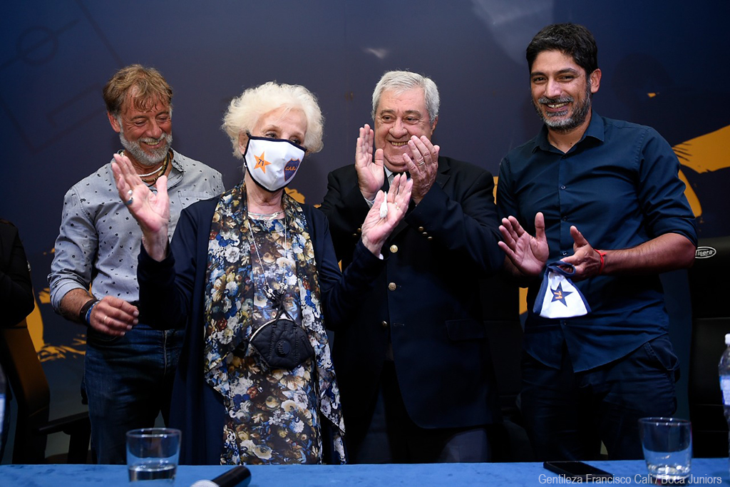 mmendiguren's tweet photo. Nuestra querida Estela de Carlotto, titular de @abuelasdifusion, fue distinguida en Asamblea Extraordinaria como Socia Honoraria junto a Buscarita Roa y 22 ex combatientes de Malvinas. Esto también es Boca. https://t.co/GIWO2srQYw