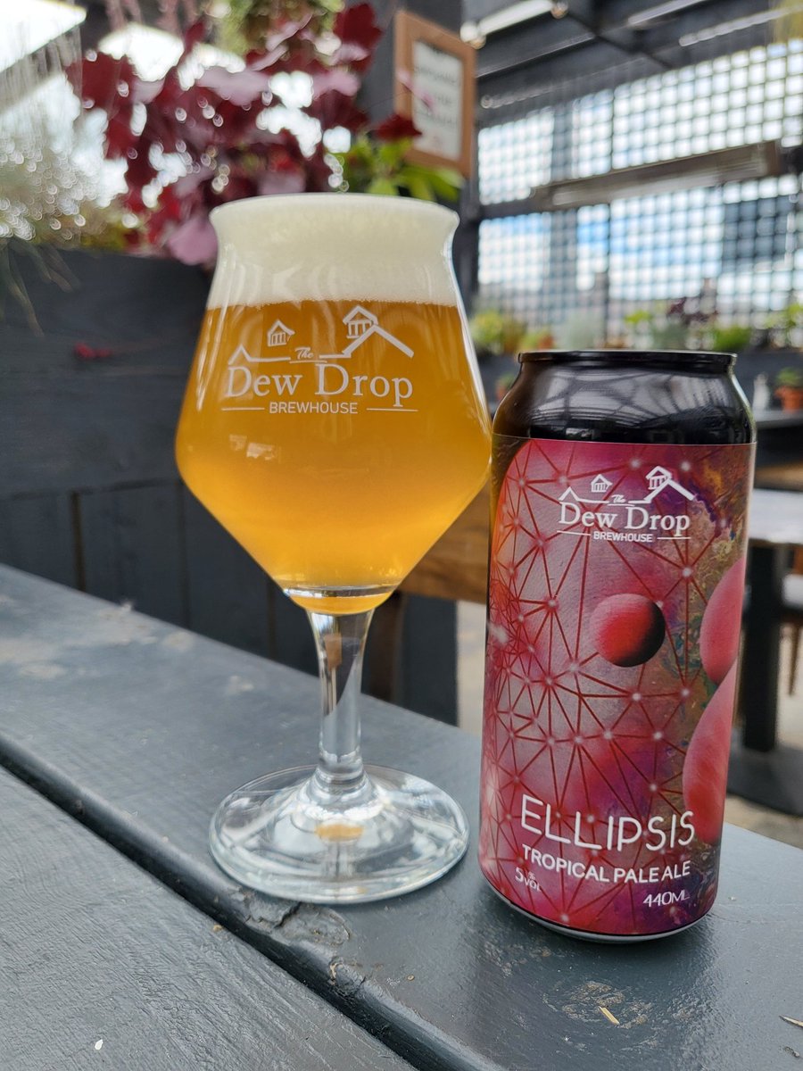 So this dropped today. A draught beer that people can't get enough of in <a href="/dewdropinnkill/">Dew Drop Inn & Brewhouse</a> and <a href="/harteskildare/">The Hartes Group</a> so we popped it in 440ml format too... It's a real summer beer, easy drinking. Think BBQ day...
#fresh #local #beer #buylocal