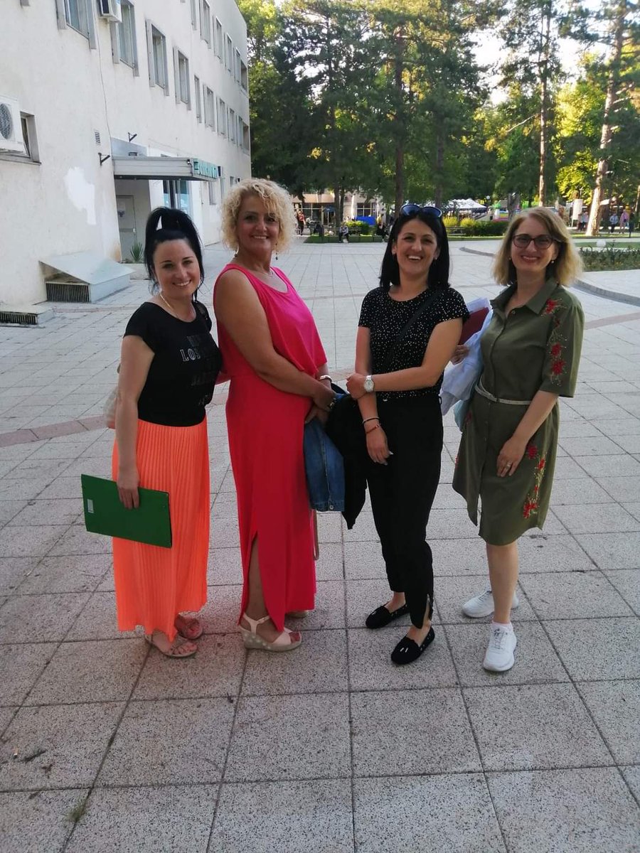 StopArtritis's tweet photo. Radno i paradno🙂!!! Sastanak PPI (pacijent partner u istraživanju) Podružnice Ors Srbija Niš. ⚘🌼🌷
#Time2research https://t.co/l7vzcl6hnj