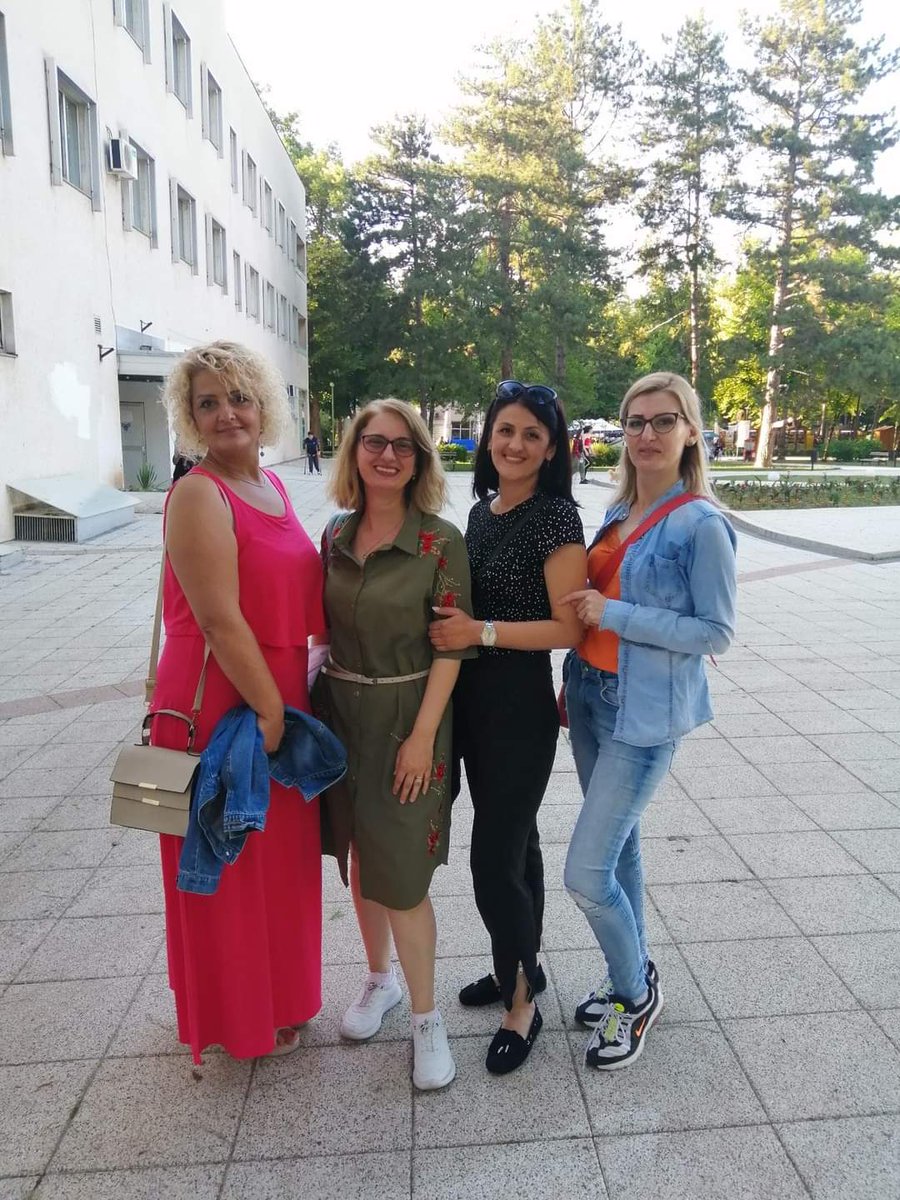 StopArtritis's tweet photo. Radno i paradno🙂!!! Sastanak PPI (pacijent partner u istraživanju) Podružnice Ors Srbija Niš. ⚘🌼🌷
#Time2research https://t.co/l7vzcl6hnj