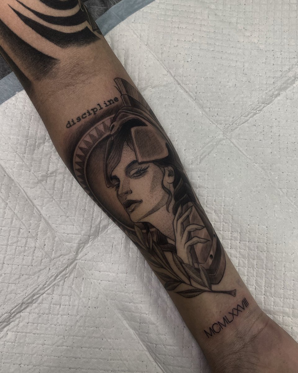 Helenrosetattoo's tweet photo. Athenea 🏹 https://t.co/cqa63tI7BG