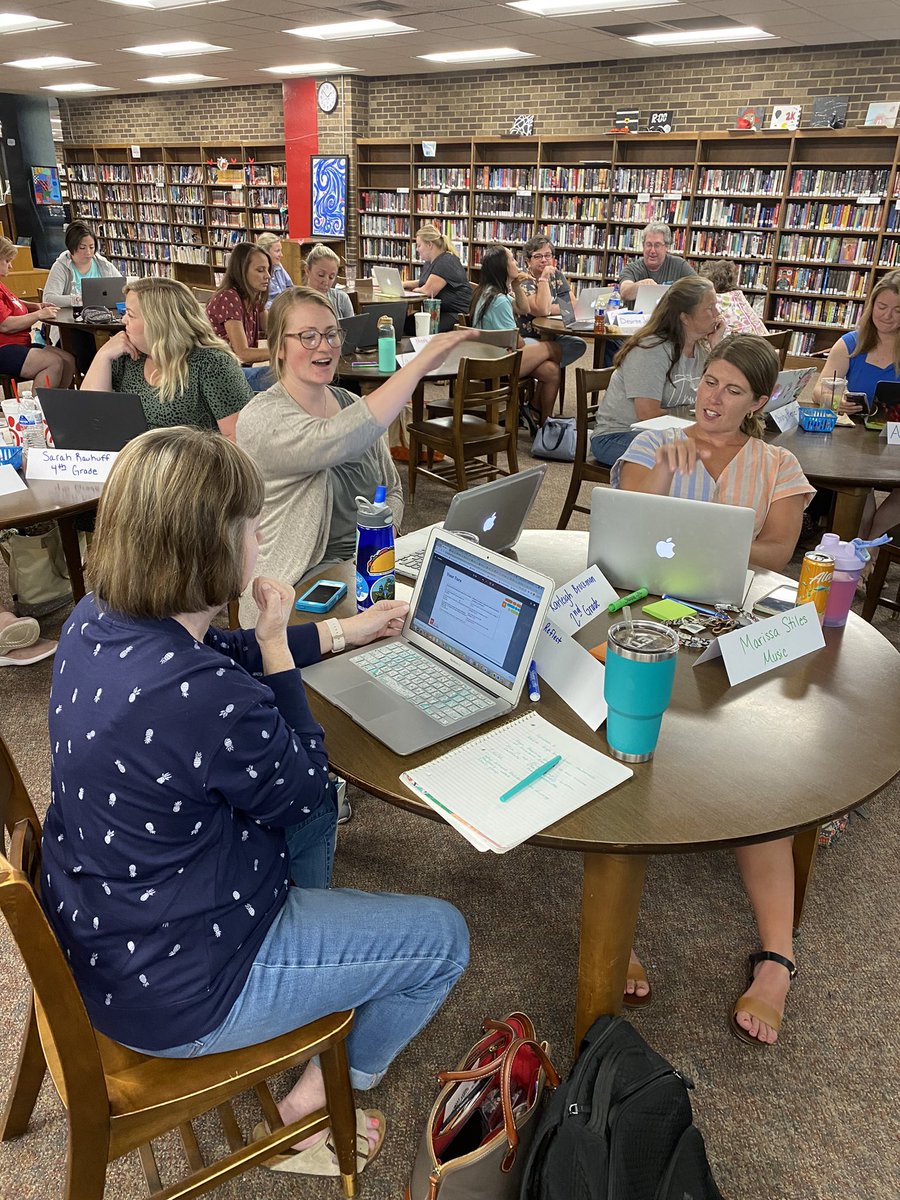 AmyCoxHES3's tweet photo. What are our Knox County teachers saying about #reading360 training? “I wish I had this training when I first started teaching 20 years ago because this is the BEST @TNTP training I have ever had!” TN teachers are Rocking It! @KCSSuper https://t.co/9ywiziChHM