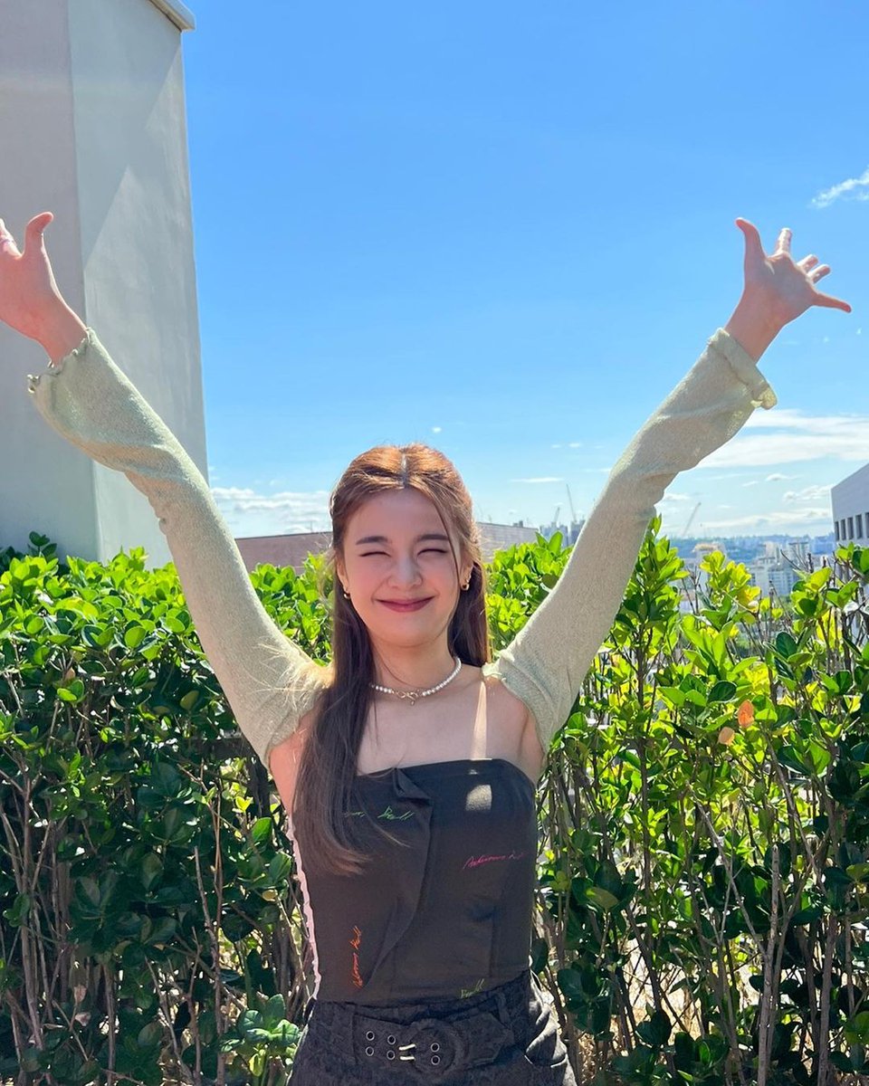 ITZYFrance_FAN's tweet photo. 「 🦄 」 14.06.2022 ▸ #ITZTAGRAM
"Chaque Lundi c'est un nouveau départ, c'est encore mieux quand il fait beau 🧡"
2/2
#Lia #리아
#ITZY #있지 #MIDZY #믿지
——
© Instagram | Itzy France https://t.co/uGkP9c983m