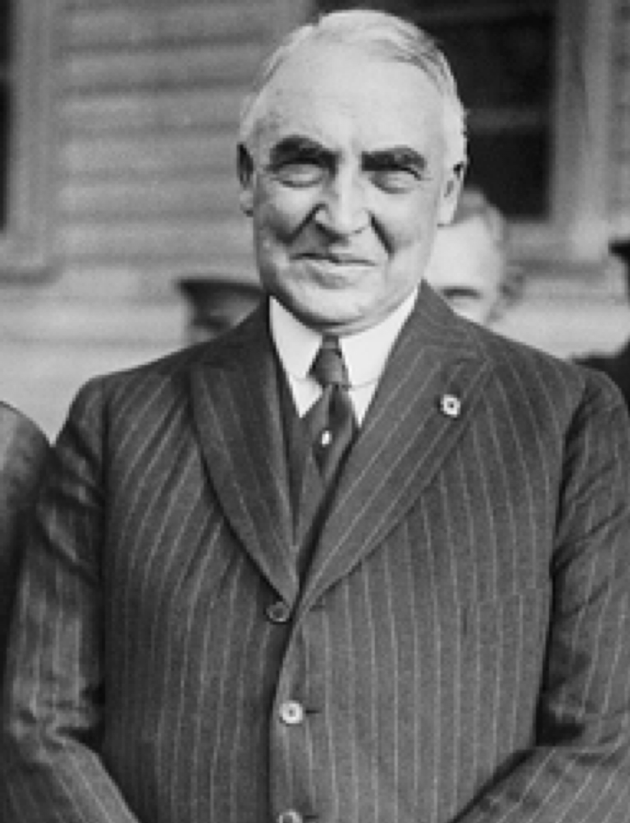 Russ_Woody's tweet photo. BEFORE HE DROPPED DEAD IN 1923, President Warren Harding had an affair with a woman named Carrie Phillips (a suspected spy). In his love letters, he called his little guy “Jerry,” and her little (let’s say) kitty “Seashell.” Lousy president, but come on. https://t.co/yXLKmmN7jU