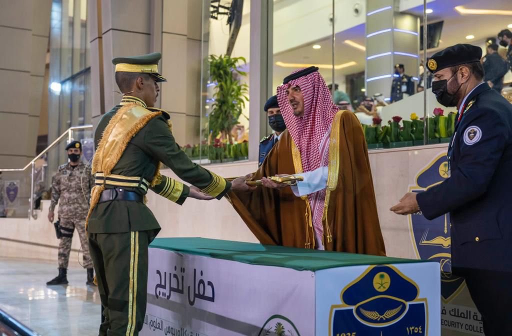 عبدالعزيز بن سعود بن نايف Abdulaziz bin Saud tweet media