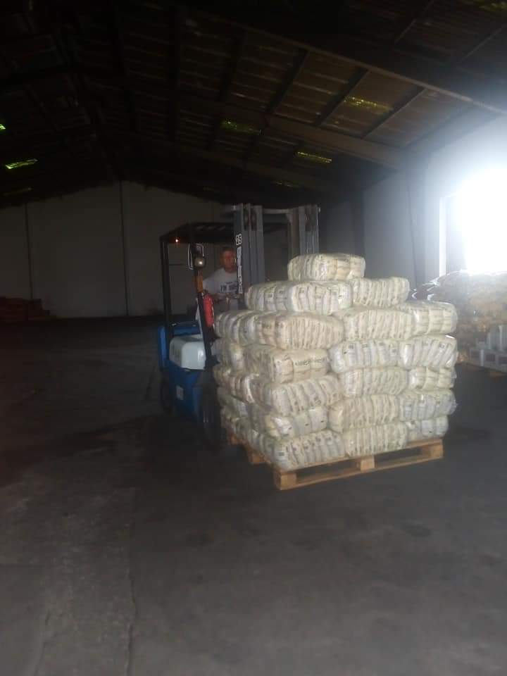 Continúa en todas las UEBM de la <a href="/EmpaTunas/">EMPA Las Tunas</a> la recepción de productos para la distribución de la 3ra vuelta de módulos gratuitos.
En los municipios de Menéndez, Puerto Padre y Tunas ya se comenzó la distribución hacia las bodegas.
#ComercioCuba 
<a href="/PresidenciaCuba/">Presidencia Cuba 🇨🇺</a> <a href="/MMarreroCruz/">Manuel Marrero Cruz</a>