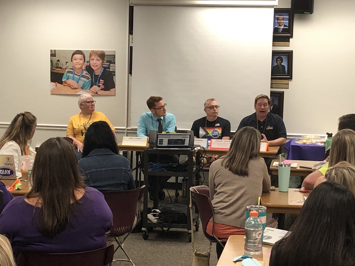 bcps_par's tweet photo. Pride is for everyone! 🏳️‍🌈 CTs learned more about the LGBTQ+ community and its history. Panel members shared insights into their experiences in BCPS as a member or ally of the LGBTQ+ community. Thank you @BaltCoSMOB for joining us today!  #pride #PrideMonth #Pride2022 https://t.co/Sbjt8QFdag