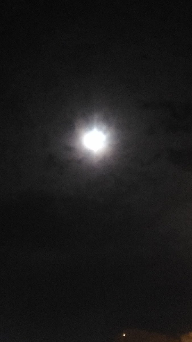 manggallaa's tweet image. Hello Dawn,, my old friend. Here we go again. Lezz roll ! 
🚙💨 #AnotherTask #AnotherMiles