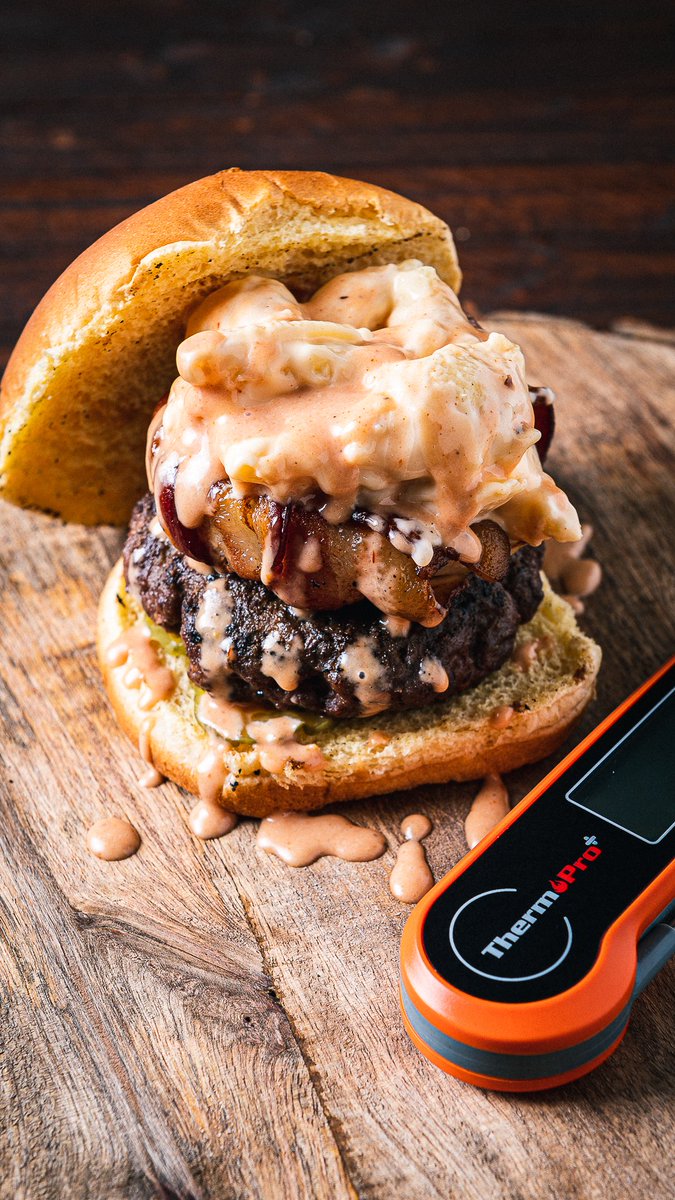 TempProOfficial's tweet photo. 🥓Juicy and tender Bacon Onion Ring Burger to die for🍔 🔥

Use one of our best-selling thermometers: 
https://t.co/7RMntT8Trn 

#burgerrecipe #crazyburger #burgerlovers #americanburgers 
#meatthermometer" https://t.co/4j8687v8RS