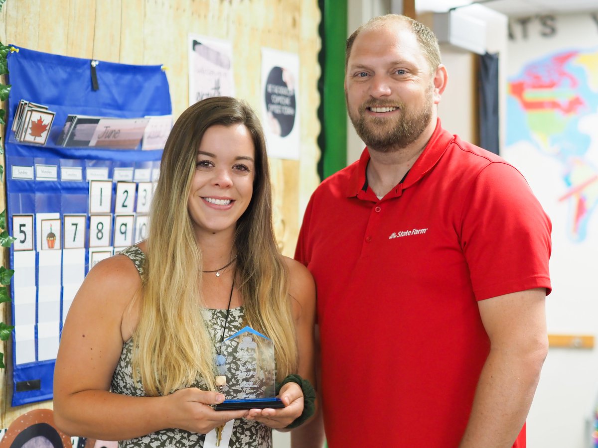 Congratulations to Miss Kaylee Cooper, third grade teacher at Lincoln Elementary School!

Miss Cooper is being recognized as Teacher of the Month by State Farm Insurance agent, Tom Randall, who is honoring local teachers every month. #WeAreGP