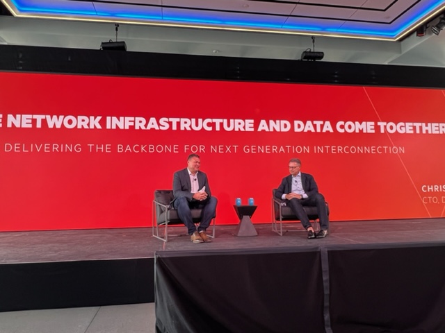 ZayoGroup's tweet image. Our CEO Steve Smith delivered a prolific discussion with @digitalrealty&apos;s  CTO Chris Sharp at @MPLevent this afternoon. Their key topics surrounded #DataGravity at the center of architecture and integration being the real challenge industry leaders face in our digital era.