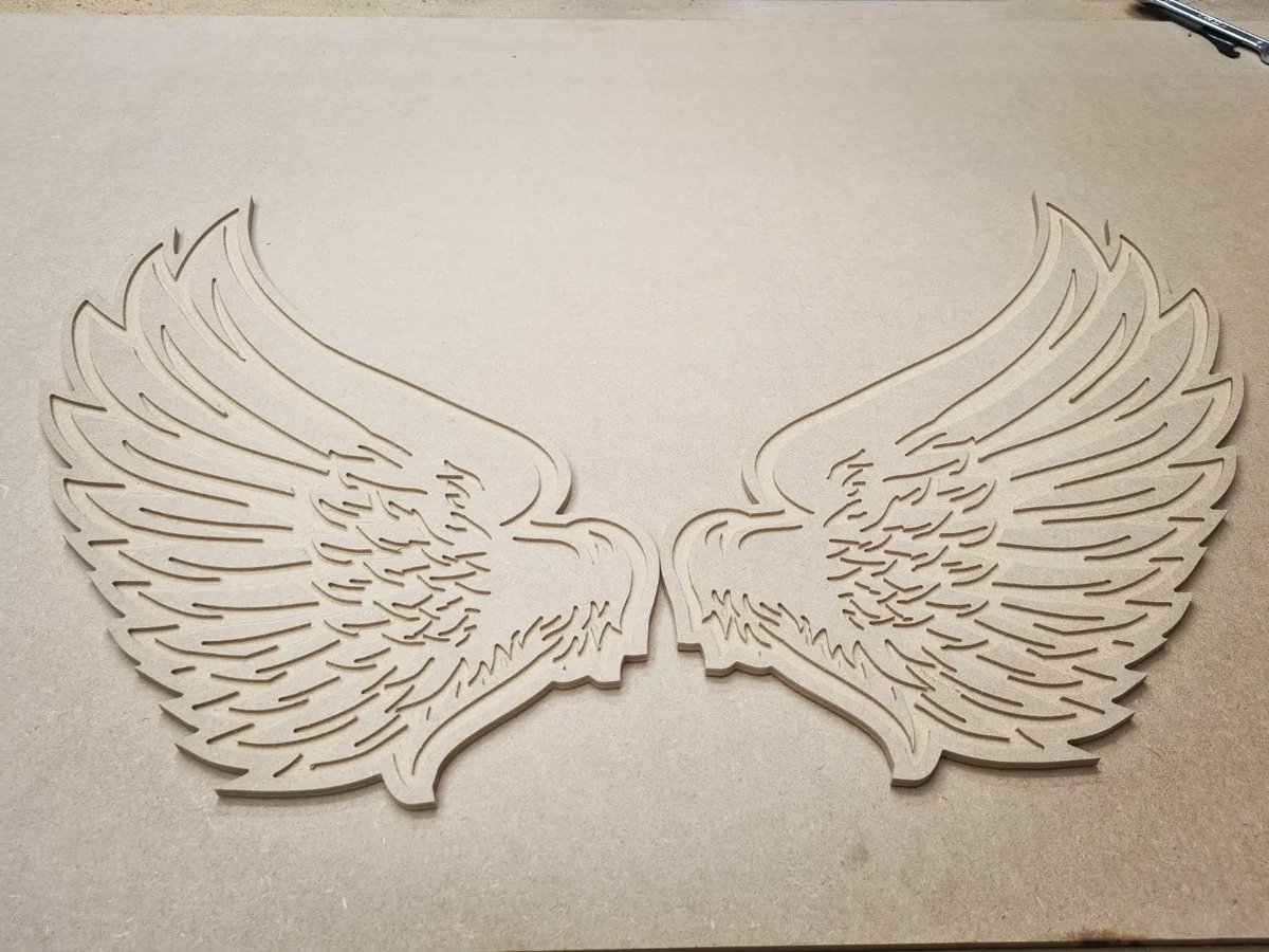 Thelasergeek's tweet image. Started a new project making a set of wings for on the wall. 
This is the first prototype.  Needs some refining in the cut but loving the look so far. 

#wings #wallsign #angel #angel wings #maker #bananaforscale #wip #decor