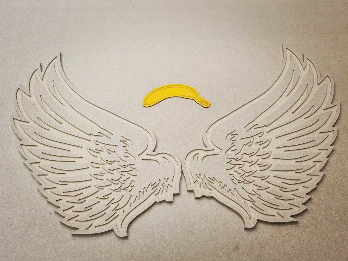 Thelasergeek's tweet image. Started a new project making a set of wings for on the wall. 
This is the first prototype.  Needs some refining in the cut but loving the look so far. 

#wings #wallsign #angel #angel wings #maker #bananaforscale #wip #decor
