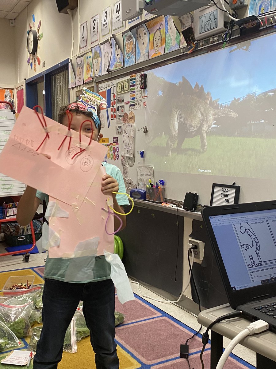 leenbright's tweet photo. 🦖 Rawr 🦕 Dinosaur Day complete with some future paleontologists. #lastdaysofschool https://t.co/npegfVJkXY