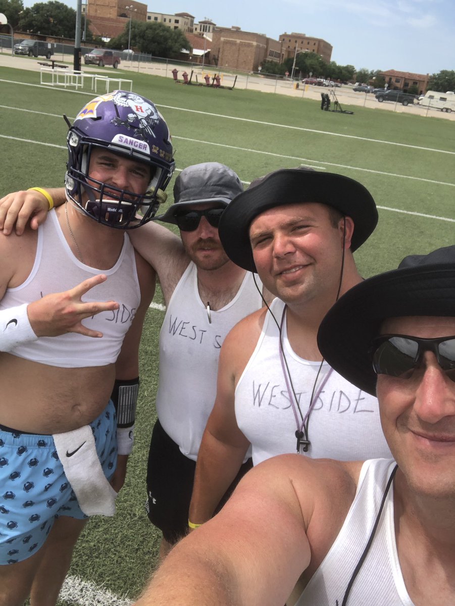 ROCKYSMART75's tweet photo. First day of Oil Bowl today.   First practice went great, had some great team uniforms, and had fun doing it https://t.co/e4vlpxev7D