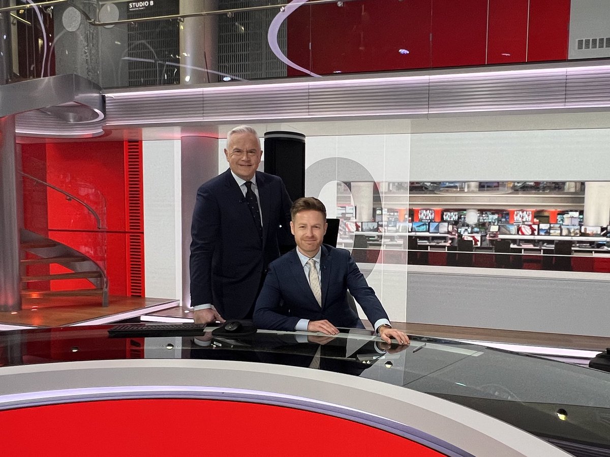 Tomasz Schafernaker tweet media