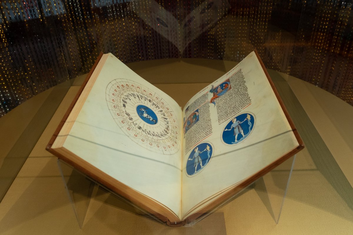 ¿Sin planes este fin de semana? 

Tienes una última oportunidad para poder disfrutar de la Exposición del VIII Centenario de Alfonso X el Sabio en el Museo de Santa Cruz de #Toledo. Todo ello, porque esta muestra cerrará sus puertas este domingo

Más info: exposicionalfonsox.com