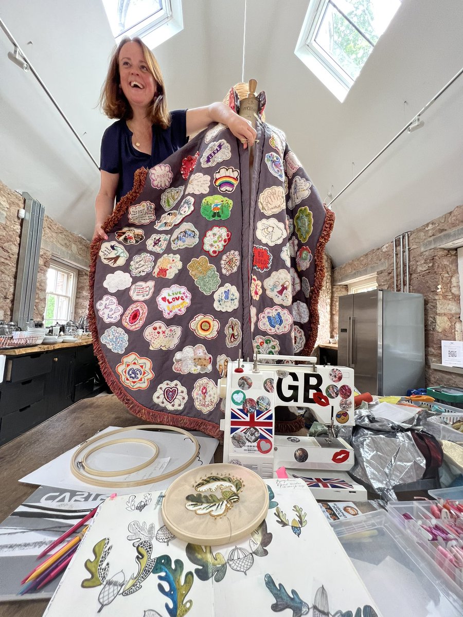 MarchmontEstate's tweet photo. Wonderful to have @Loulougardiner @weareReTweed combo making winged acorns for our cape of creative courage 🙏🍄✨

#acornarmy #creativitymatters https://t.co/o5jHbtjQnD