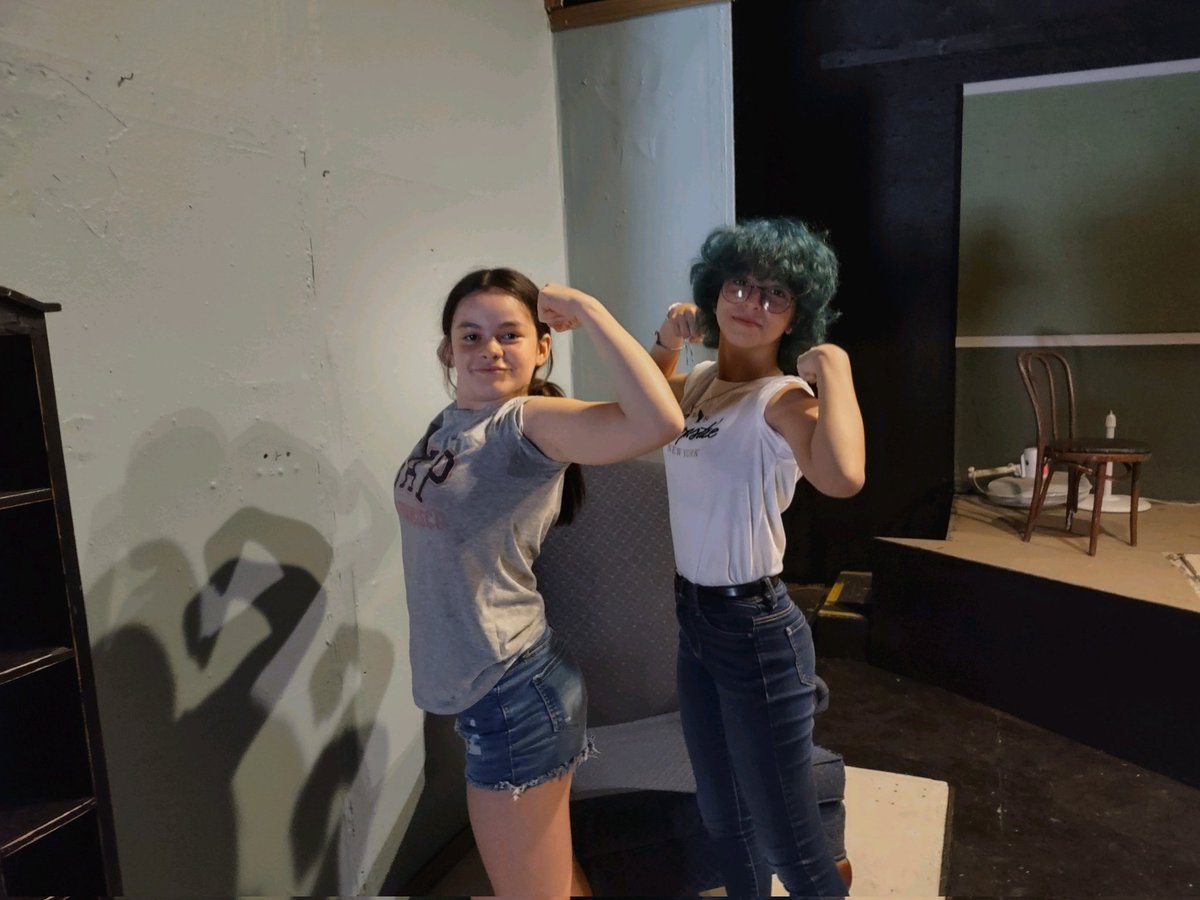 ElPasoPlayhouse's tweet photo. Theater develops strong qualities!
#Theaterworkshop #summer https://t.co/A0CNCjRXFL