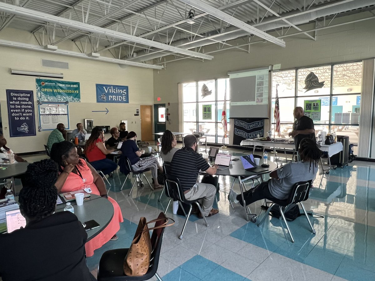 HCPS_RCLS's tweet photo. Day 3️⃣of our Student Success Coach Academy is ✅ Career, Community & Acceleration day is in the📚! Prepare for all options! Prepare to go above and beyond! Prepare for student success! TY Paul Burke, Mr. Wood, & Mr. Hardge! #SELSuccess #SELHCPS #SEL #SuccessCoach https://t.co/DMxZfkUpTT