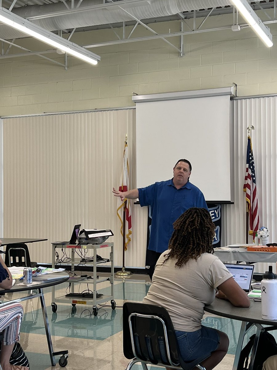 HCPS_RCLS's tweet photo. Day 3️⃣of our Student Success Coach Academy is ✅ Career, Community & Acceleration day is in the📚! Prepare for all options! Prepare to go above and beyond! Prepare for student success! TY Paul Burke, Mr. Wood, & Mr. Hardge! #SELSuccess #SELHCPS #SEL #SuccessCoach https://t.co/DMxZfkUpTT