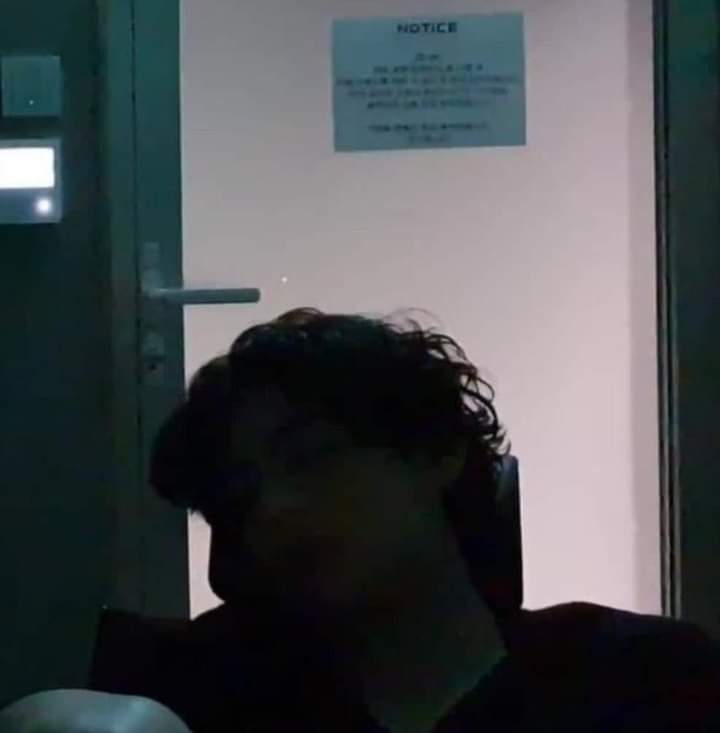 Jminmcz's tweet photo. BTS' lives actually feel like talking to my best friends on facetime.😂💜 https://t.co/I0HSveR8k7