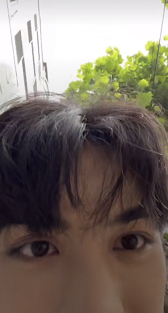 beomhanthink's tweet photo. u got games on ur phone? https://t.co/3NQHwiwsDk