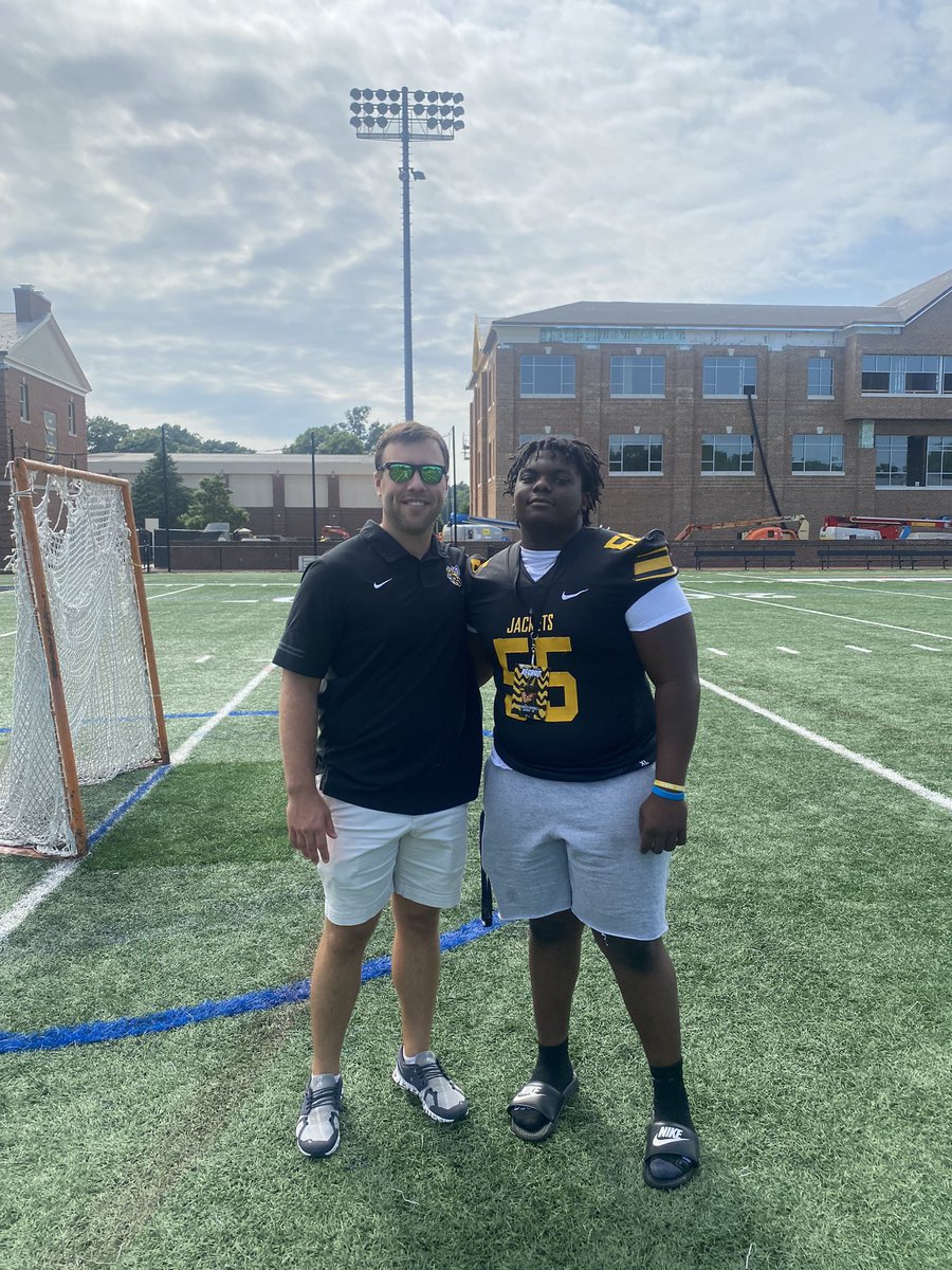 Thanks <a href="/RMCfootball/">𝗥𝗔𝗡𝗗𝗢𝗟𝗣𝗛-𝗠𝗔𝗖𝗢𝗡 𝗙𝗢𝗢𝗧𝗕𝗔𝗟𝗟</a> and <a href="/CoachMcGeeRMC/">Nick McGee</a> for a great visit!