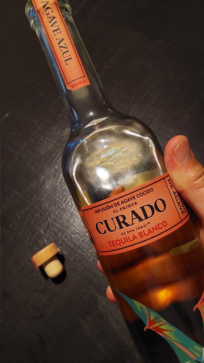 pues si, chulada el teq blanco "Curado" infusionado de agave azul. 
Ese proyecto se lo escuche a Don Carlos Camarena hace 3 o 4 años. Me parecio innovador y "raro" cuando lo pruebo veo que son sabores que si suman.  Se suaviza de manera natural el tequila sin perder propiedades