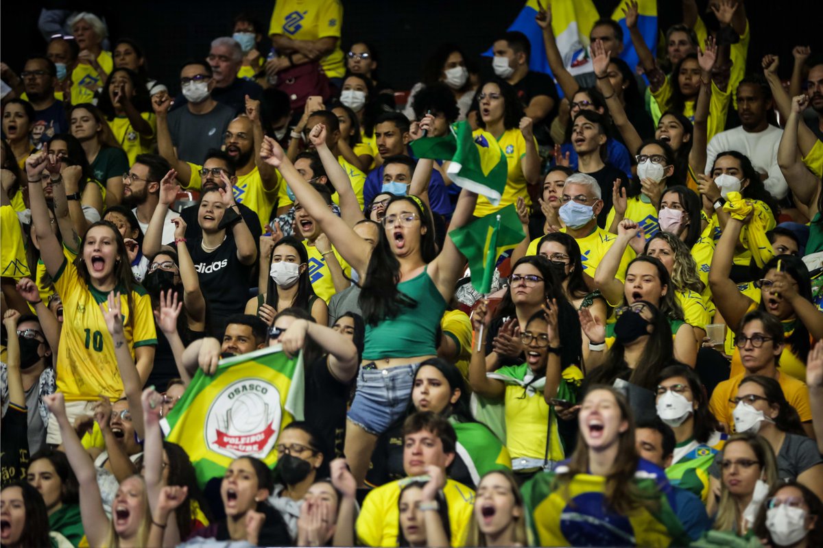 hapieryas's tweet photo. É O PAÍS DO VOLEIBOL NÃO TEM JEITO!
#vnl2022 https://t.co/8S0R2ralwo