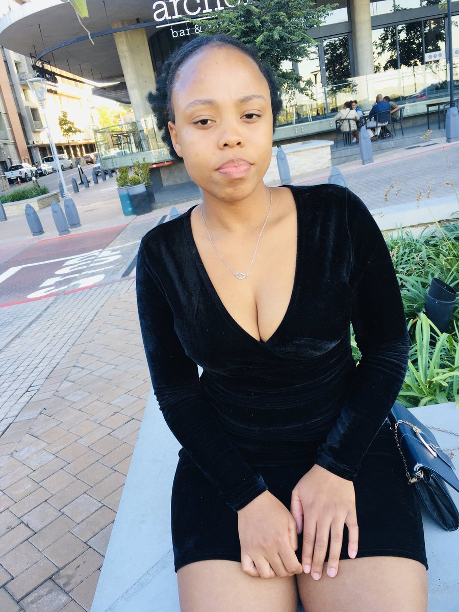 RealXavier011's tweet photo. Happy Birthday hunn @LondiweSthe2
❤️💯🔥😍👑 hoping for the best thats yet to come... Really appreciate for every time spent in my life 🙊😍 and so on and so on. Hope you a remarkable one 😎🙊🍦 I love you so much!!! 💯💯 https://t.co/Xk2HgaPhHj