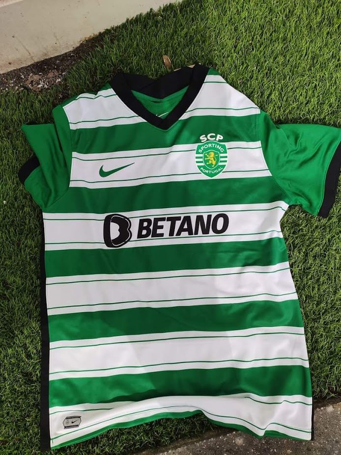 SuperSportingPT's tweet photo. Aí está ela para a próxima época🤩
O que achas da nova pele do leão❓ 👍ou 👎
👉 https://t.co/rZcpvmQ4u8 https://t.co/VMgPKeT4Bp