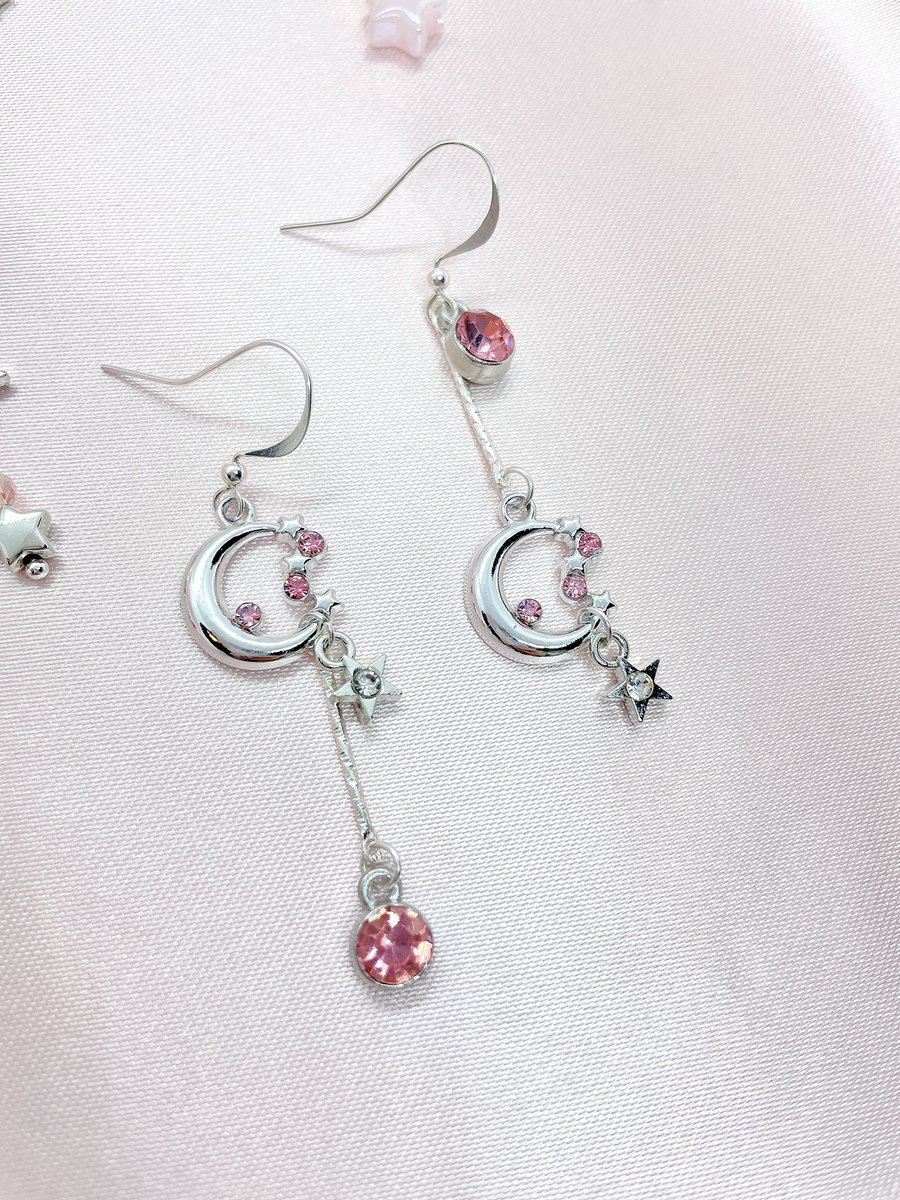 real_magicalmoe's tweet photo. 💖💖💖💖💖

Buy any 2 and get 15% off! 
Plus free delivery offers ✨
🛍⬇️ #shopsmall https://t.co/AjGCJZfKWC