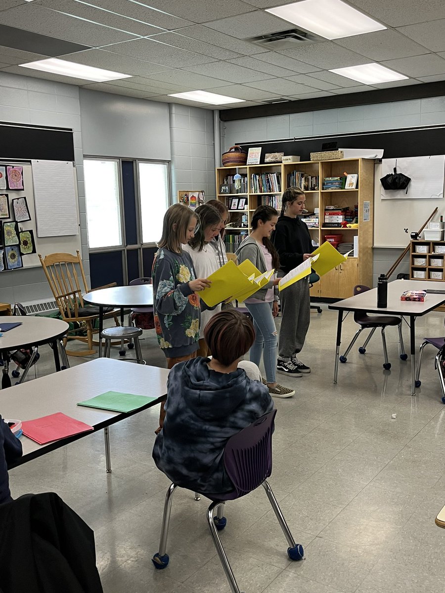 SuperbSixes's tweet photo. Trying out readers theatre today! Ask me about the story my group read. #GordFord https://t.co/X9Xsw1L5b7