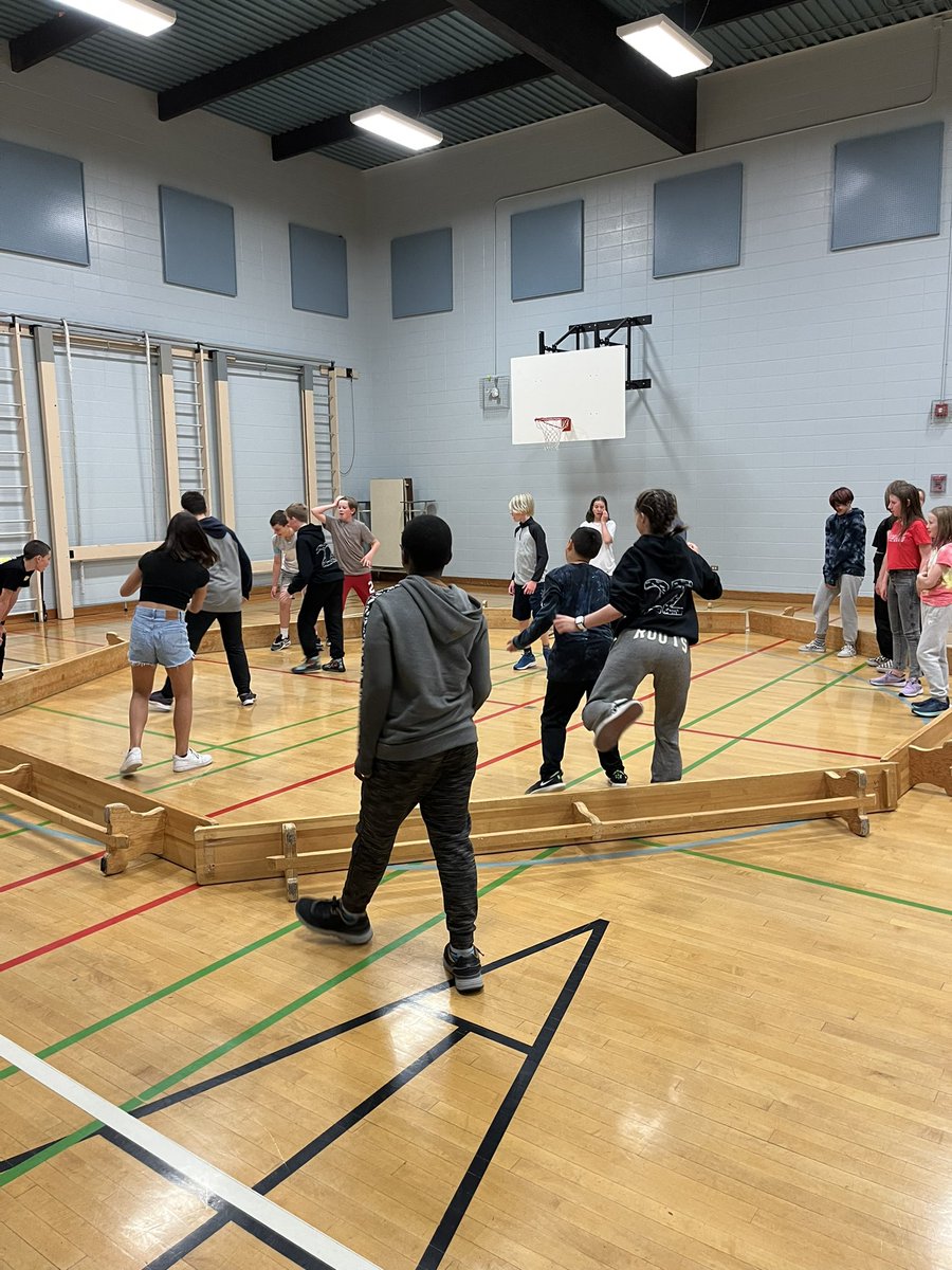 SuperbSixes's tweet photo. We love Gaga ball. #GordFord https://t.co/tGGdTOm0fq