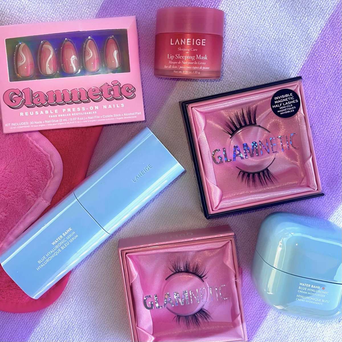 glamnetic's tweet photo. #GIVEAWAY 🌞

To officially kick off Summer 2022, we're teaming up with @LANEIGEUS to give 2 of you all the ✨Summertime Fine✨ essentials!

To Enter:
⛱️ Follow @Glamnetic + @LANEIGEUS 
⛱️ Like + RT
⛱️ Tag your beach bestie

Ends 7/7 11:59PM PST. GOODLUCK💛 https://t.co/GT2b69GaTD