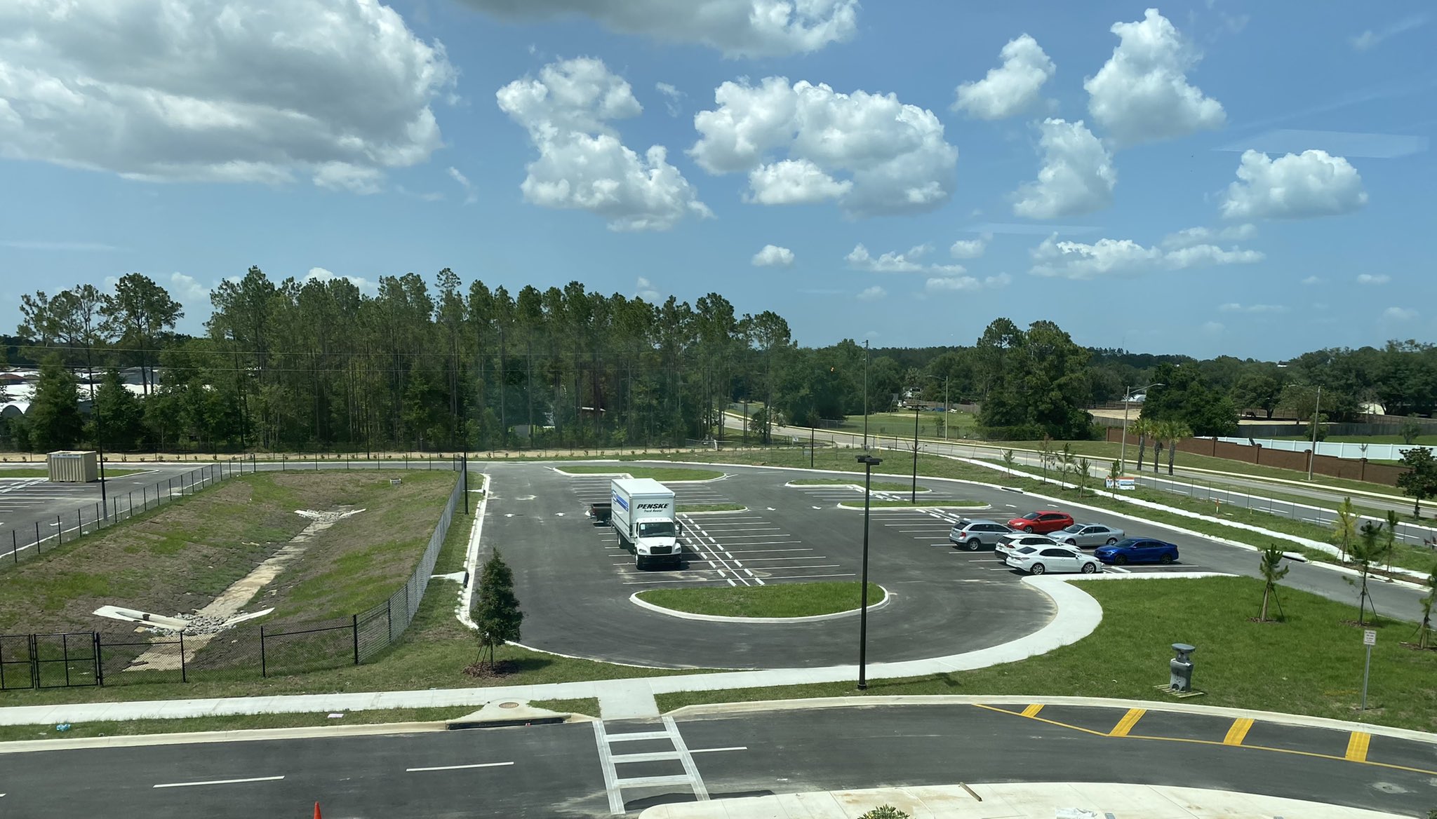 Kelly Park School_OCPS on Twitter "Our beautiful view from the third floor! https//t.co