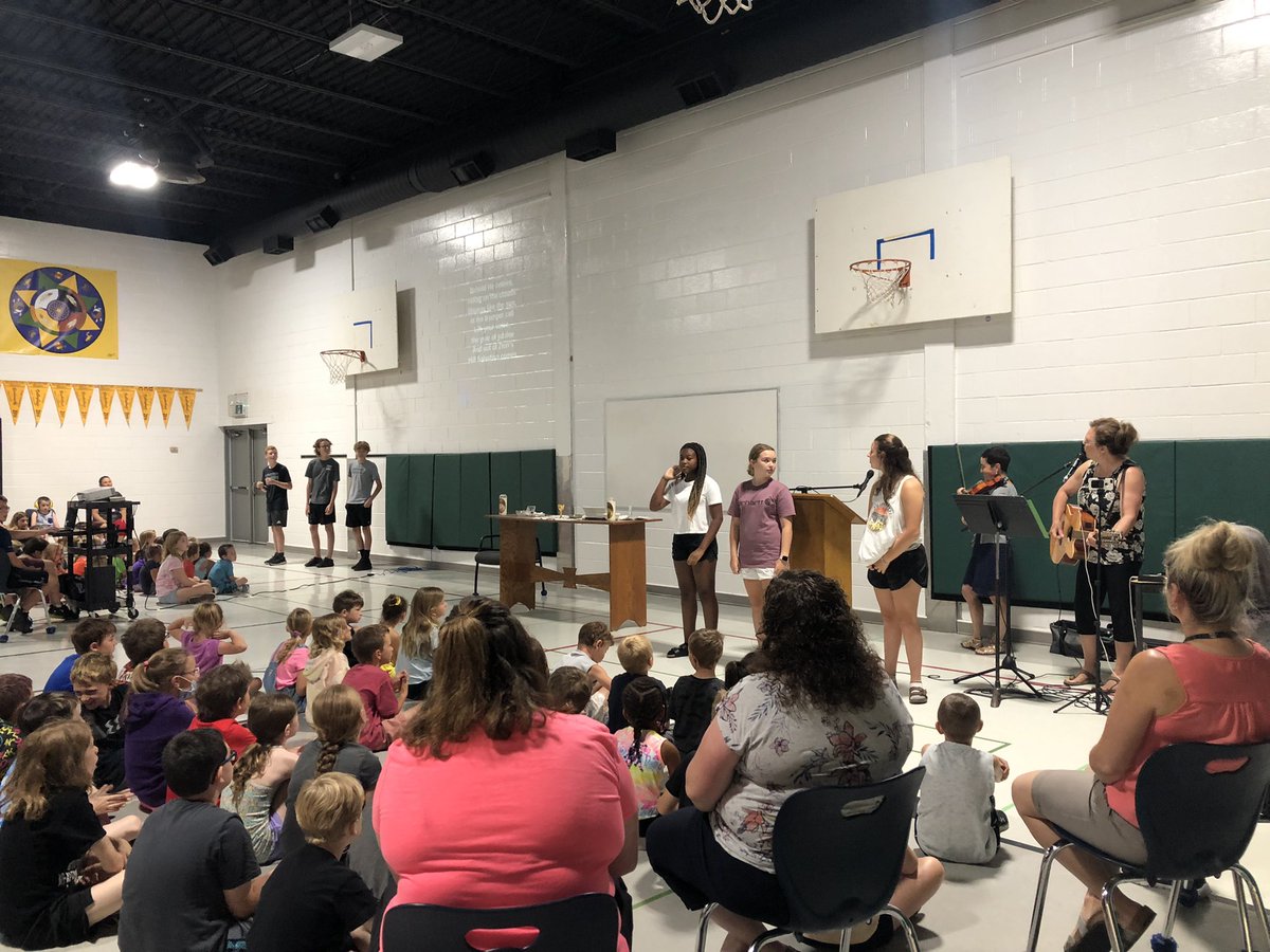 <a href="/SEWchargers/">SEWchargers</a> First Mass since Feb 2020. Thank you Mrs Trinca, Ms T Quinlan, Gr 7/8s, Dorothy and Fr Chris.  🙏