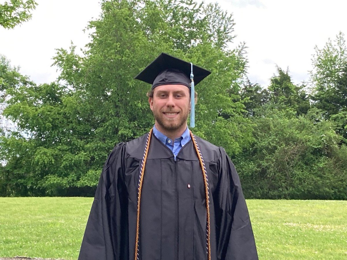 KCBrock44's tweet photo. @dacia92 @DefinedLearning A2: Seeing brand new young teachers like this handsome fella coming into this field gives me HOPE!
#DefindedChampions https://t.co/8r9oT792ld
