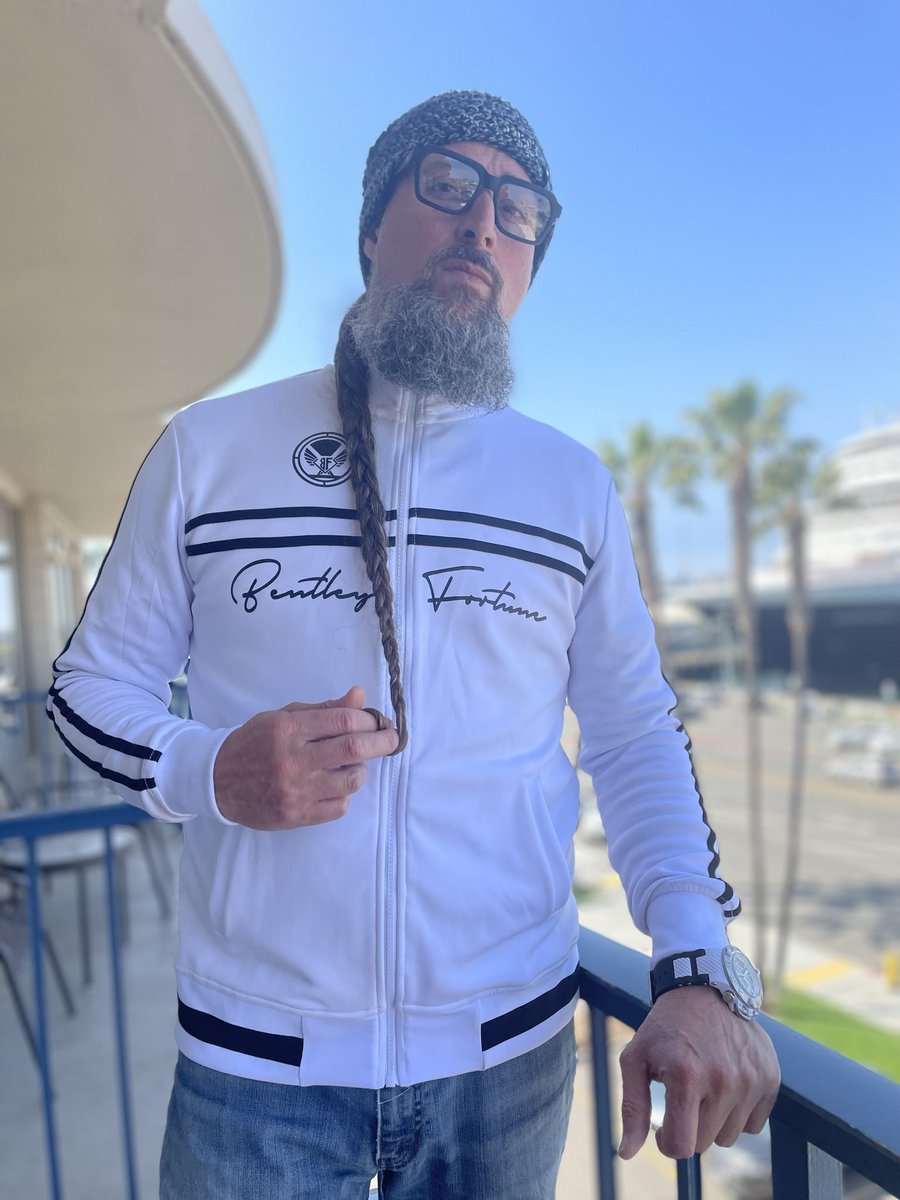 TheRealPush tweet media