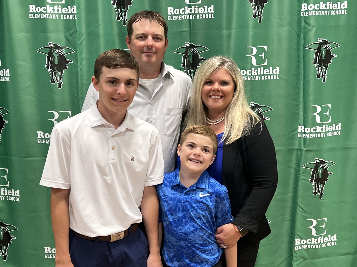 WarrenCoSchools's tweet image. Congratulations to Mrs. Brooke Knight for being named the new principal of Rockfield Elementary School! More here ➡️ bit.ly/3zGIwBo #PreschooltoProfession #BigDistrictBigOpportunities @RockfieldE